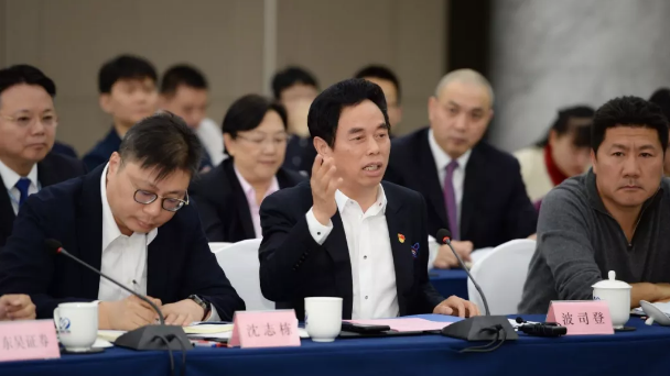 高德康參加上市公司高質(zhì)量發(fā)展座談會(huì)