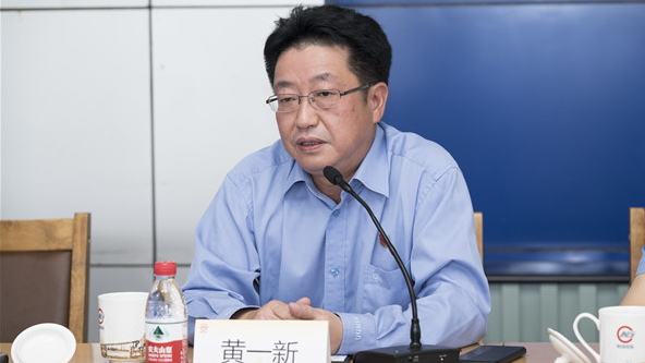 黃一新：以情懷鑄脊梁，以責任行大道