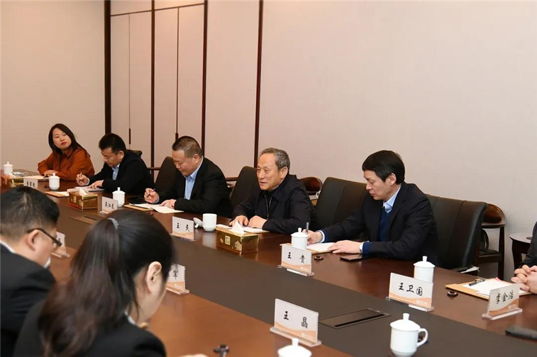 王民