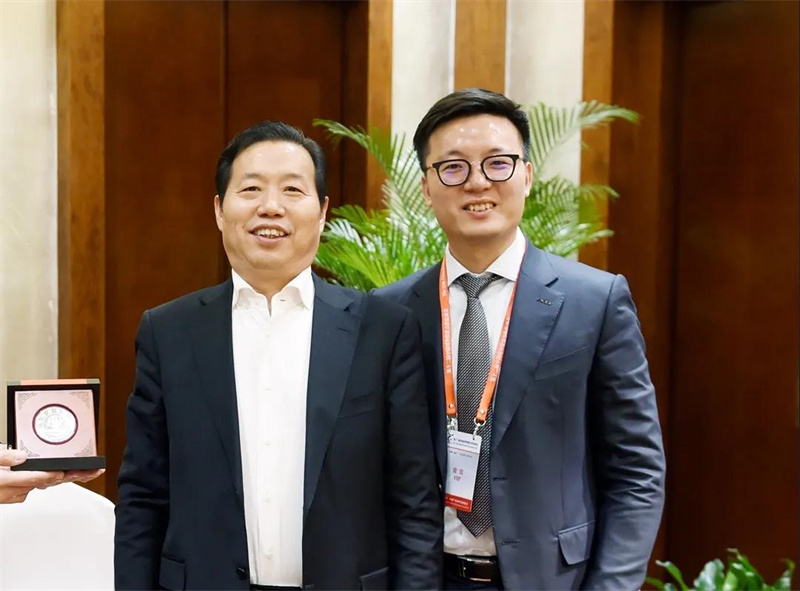 安繼文、安桂辰父子